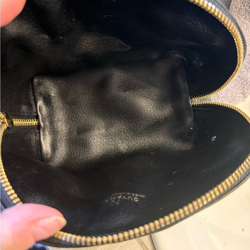 Set of 2 Cuyana Black Pebbled Leather Cosmetic Pouch with Gold Hardware - Picture 3 of 5